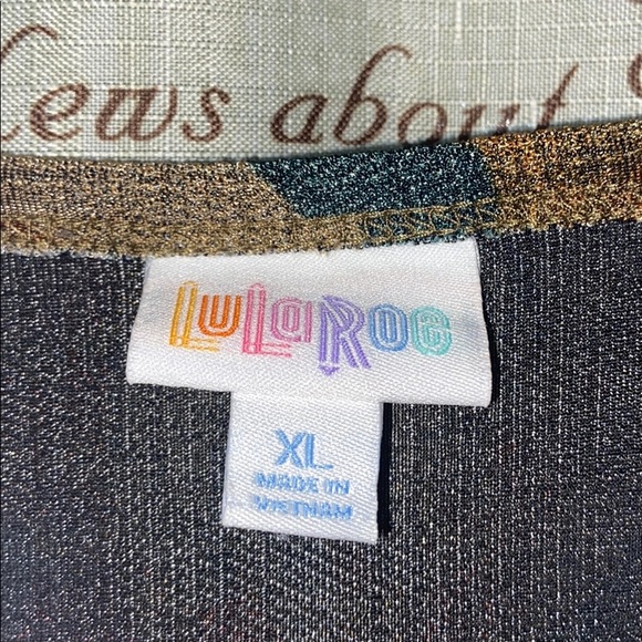 LuLaRoe Julia Fall Inspired Colors Sz XL - Picture 2 of 4